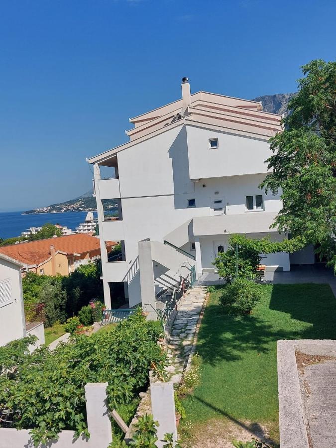 Apartmani Zderic Gradac  Buitenkant foto