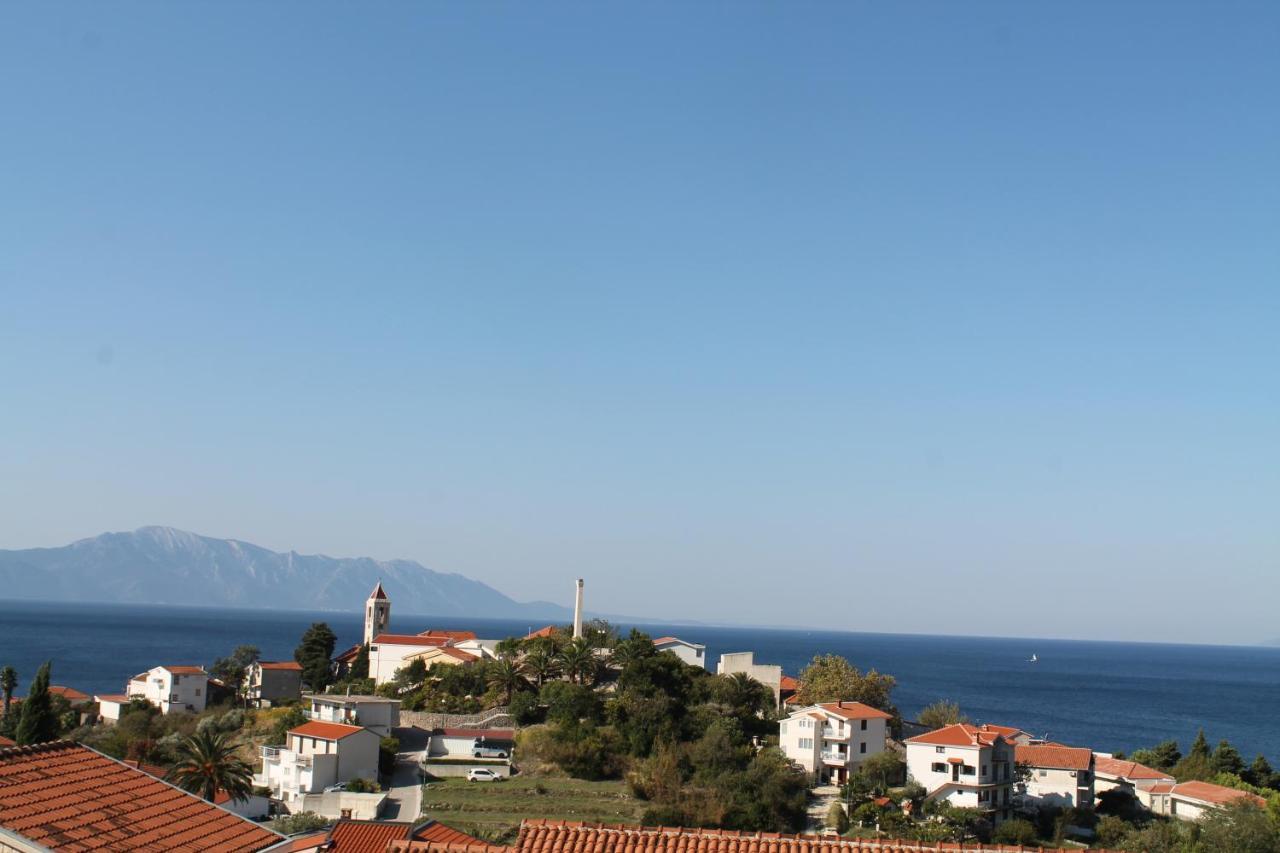Apartmani Zderic Gradac  Buitenkant foto