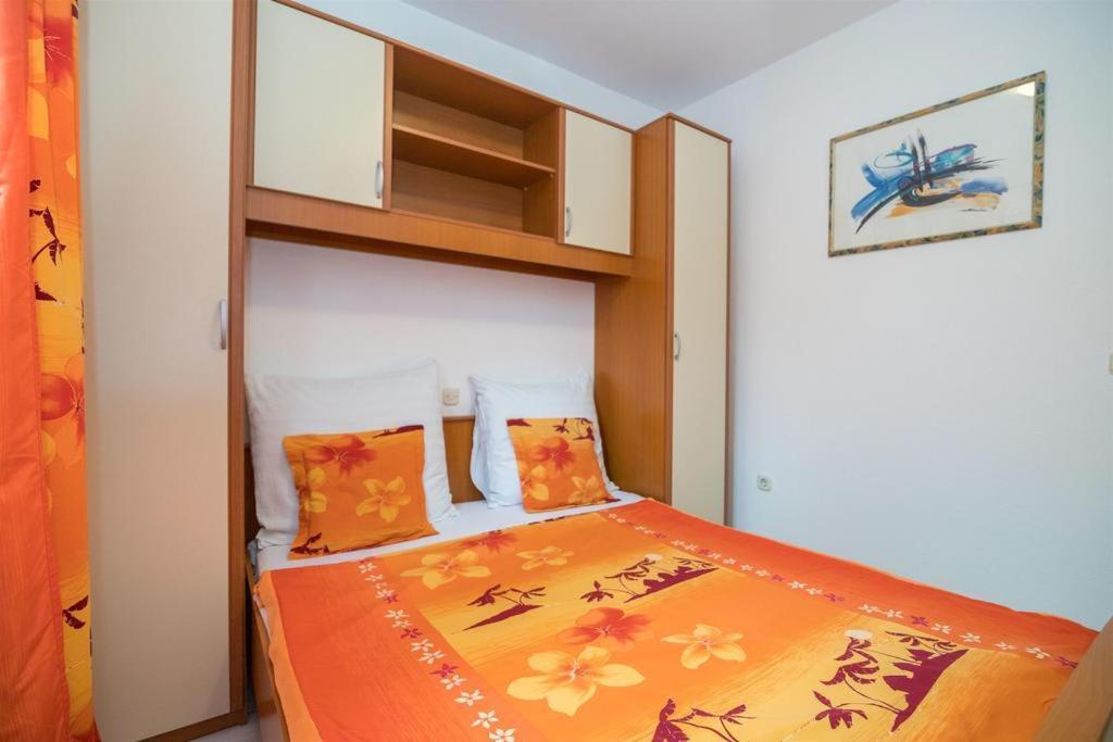 Apartmani Zderic Gradac  Buitenkant foto